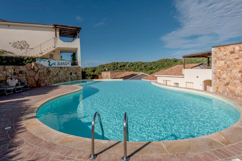 Residence Ea Bianca, Sardinia, booking